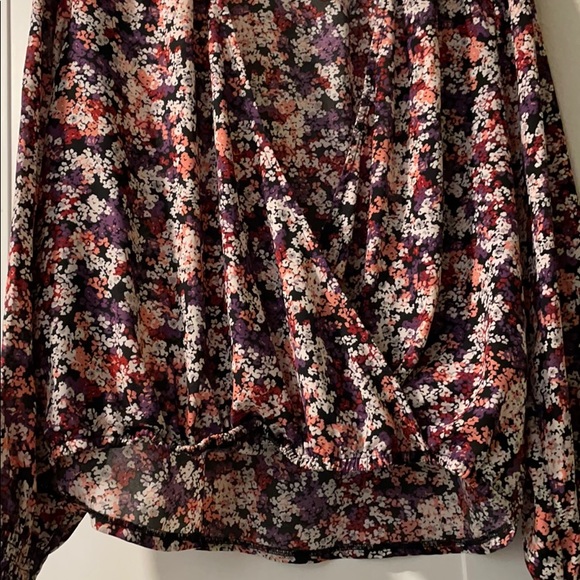 Top - Picture 4 of 4